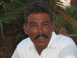 Mohamed Yassin el Aswany, geboren 1962 in Assuan Studium der deutschen und ...